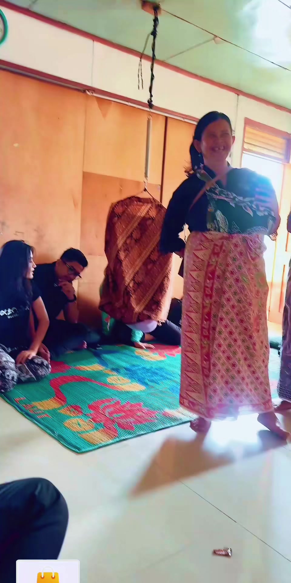 @Tuan & NyonyaVanzaith