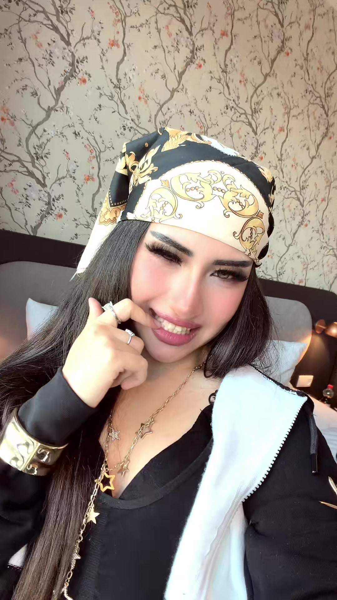 @Zahra🦋