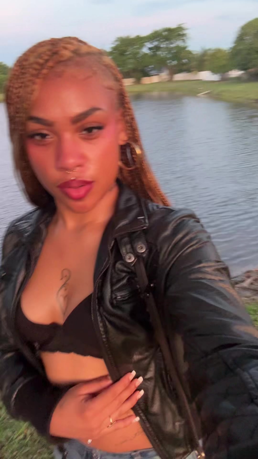 @chayaa.tt