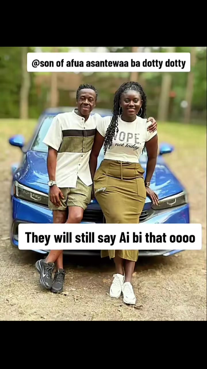 @JUNIOR ASANTEWAA BA🇬🇭