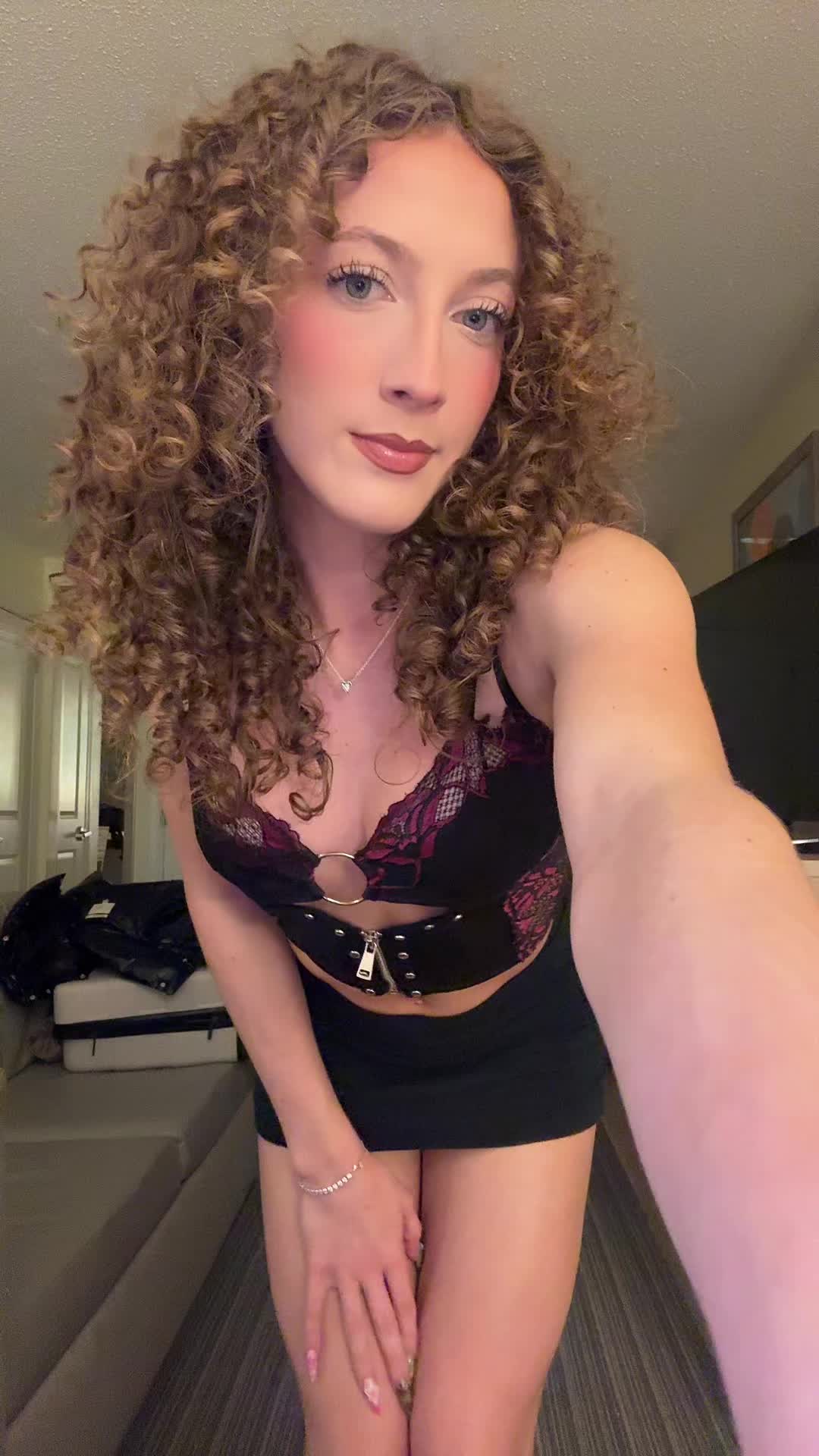 @dontmindme👯♀️