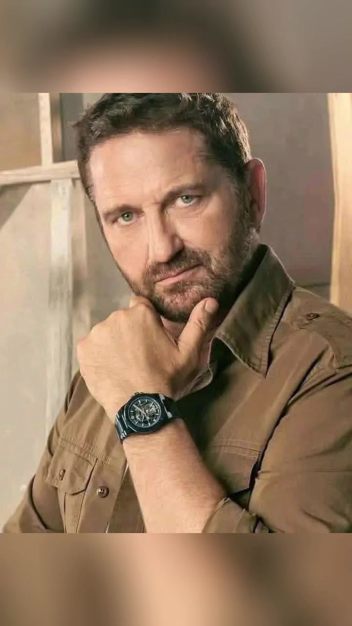 @Gerard Butler