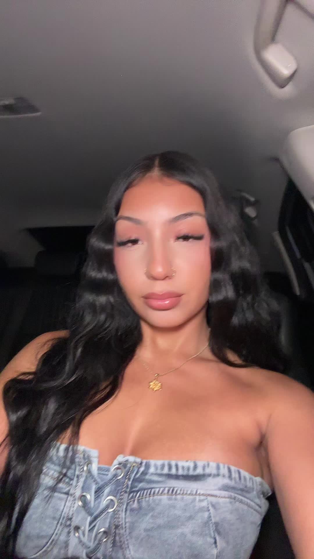 @angelina ᥫ᭡