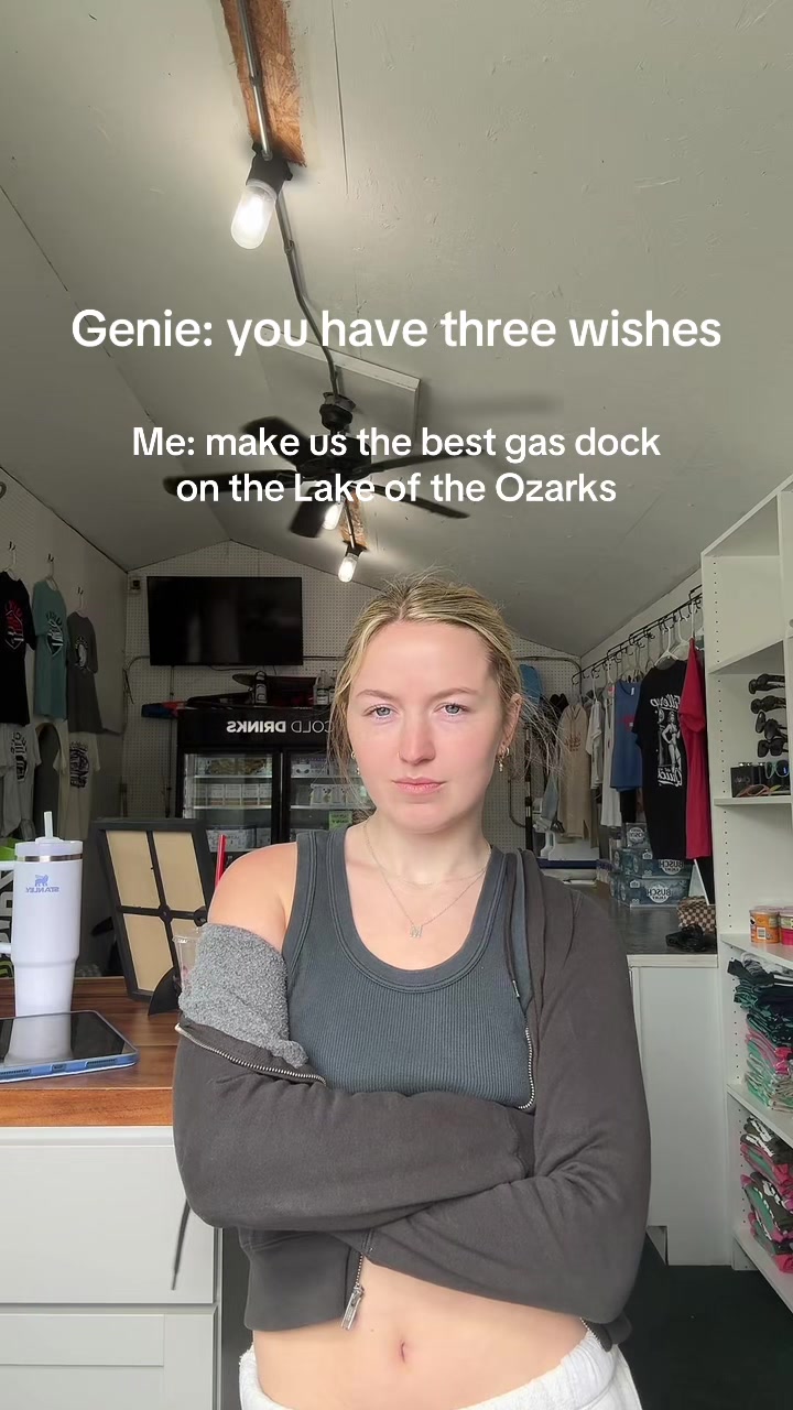 @Quicky&rsquo;s Gas Dock