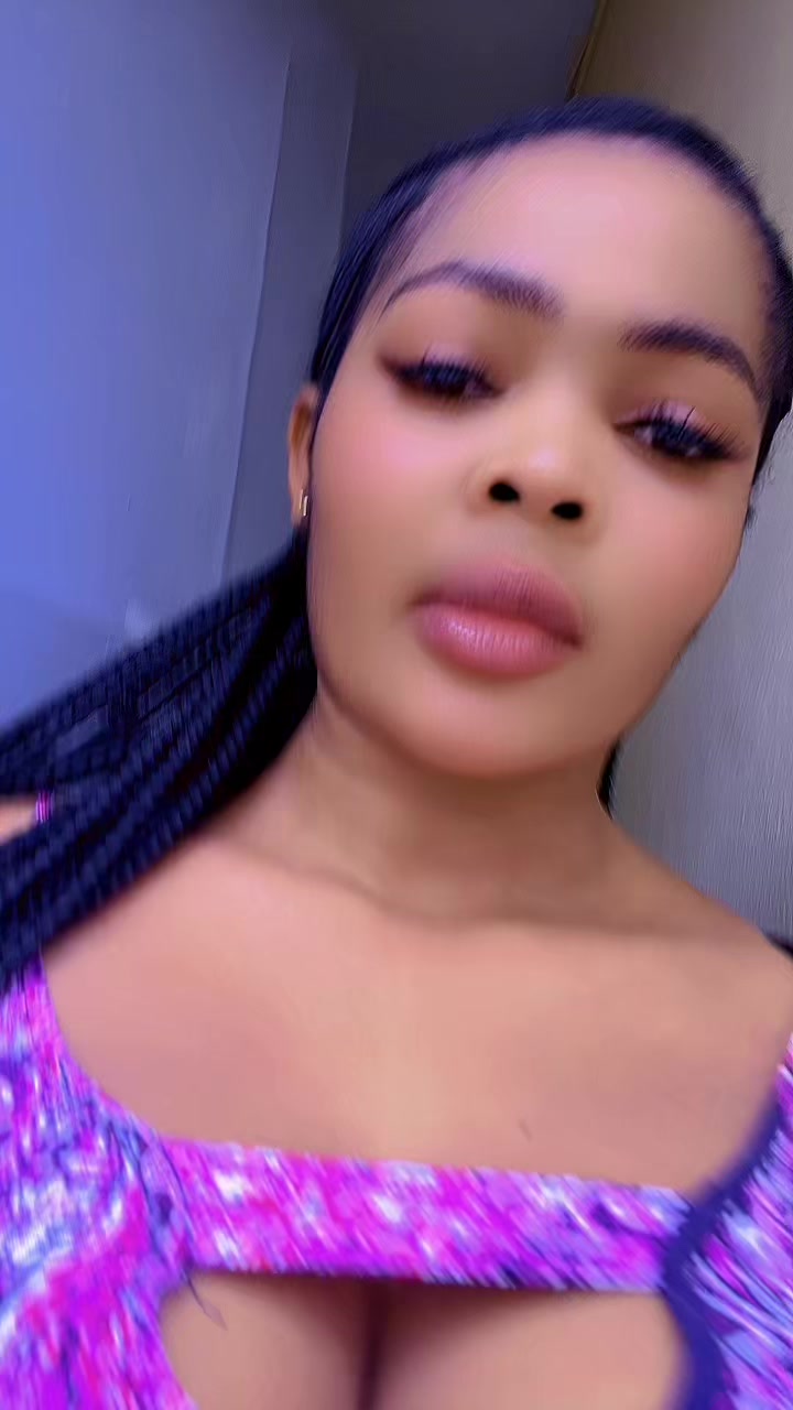 @43nancy0