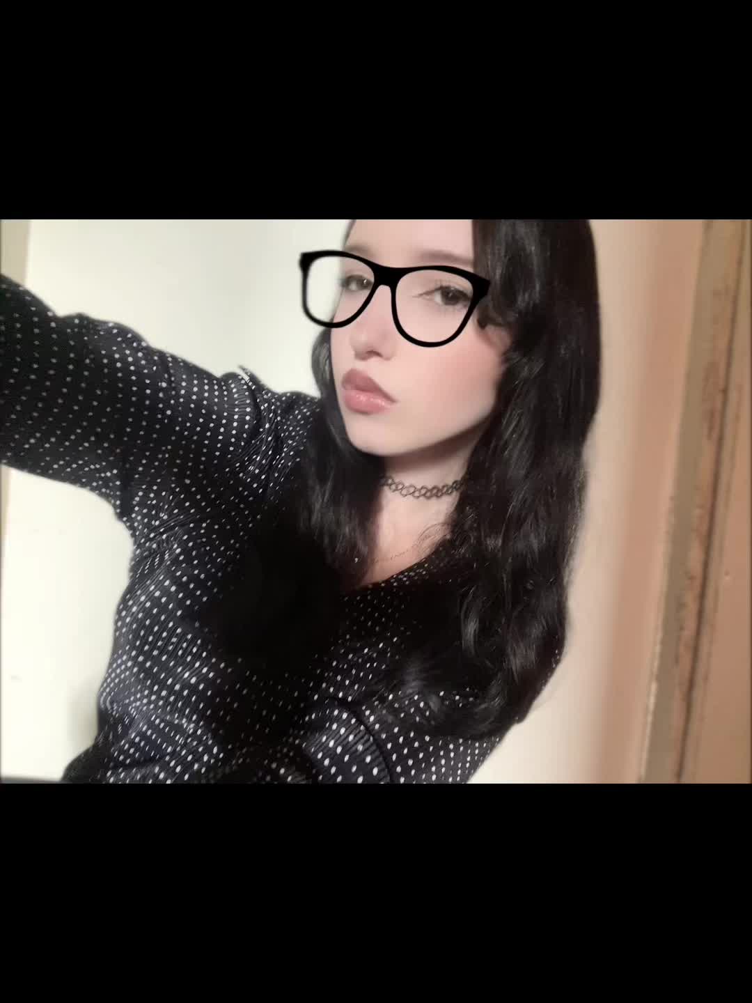 @𝐼𝑛𝑠𝑜𝑚𝑛𝑖𝑎♡