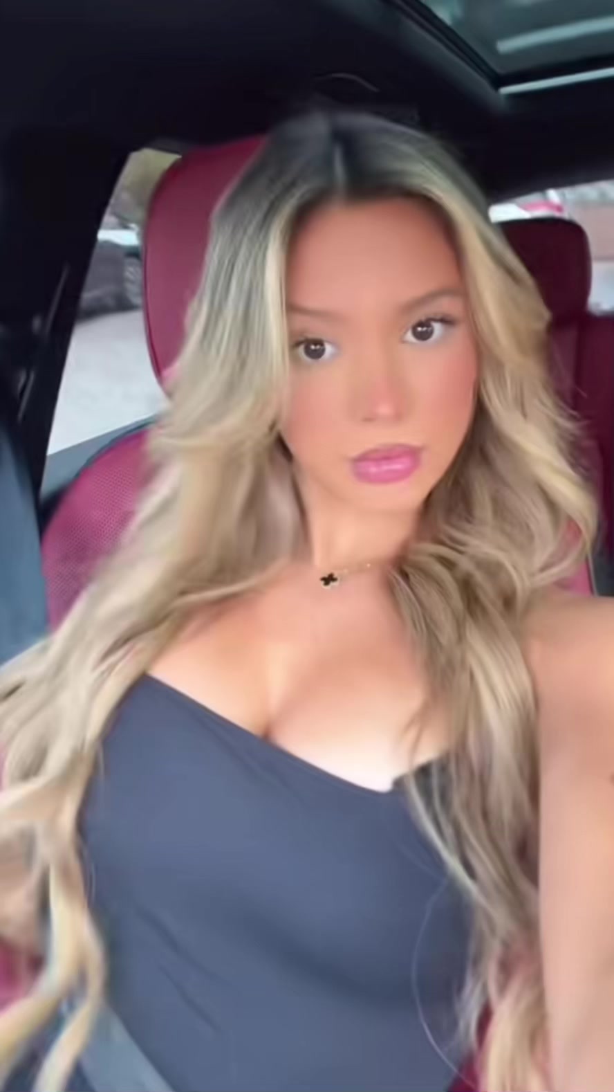 @Sydneysmiths official fan page
