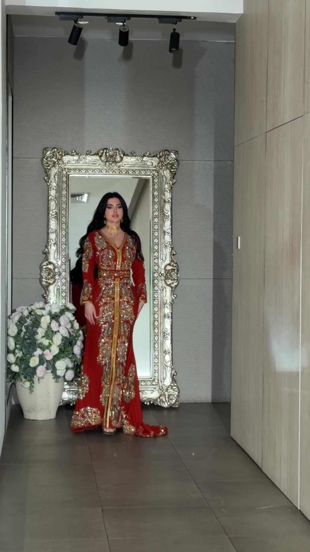 @المصممة حنان الخلف