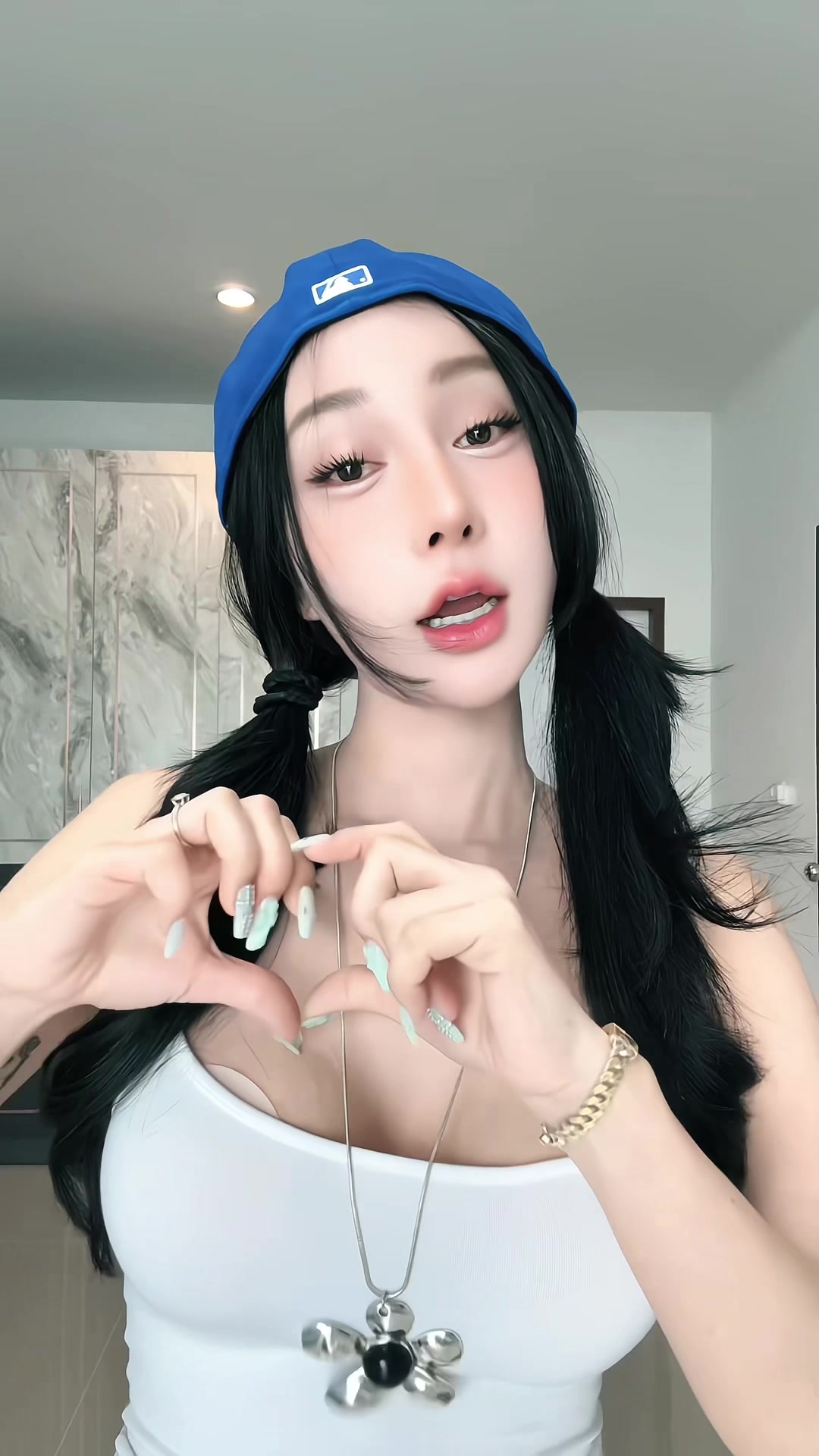 @CEObamby 2.6M