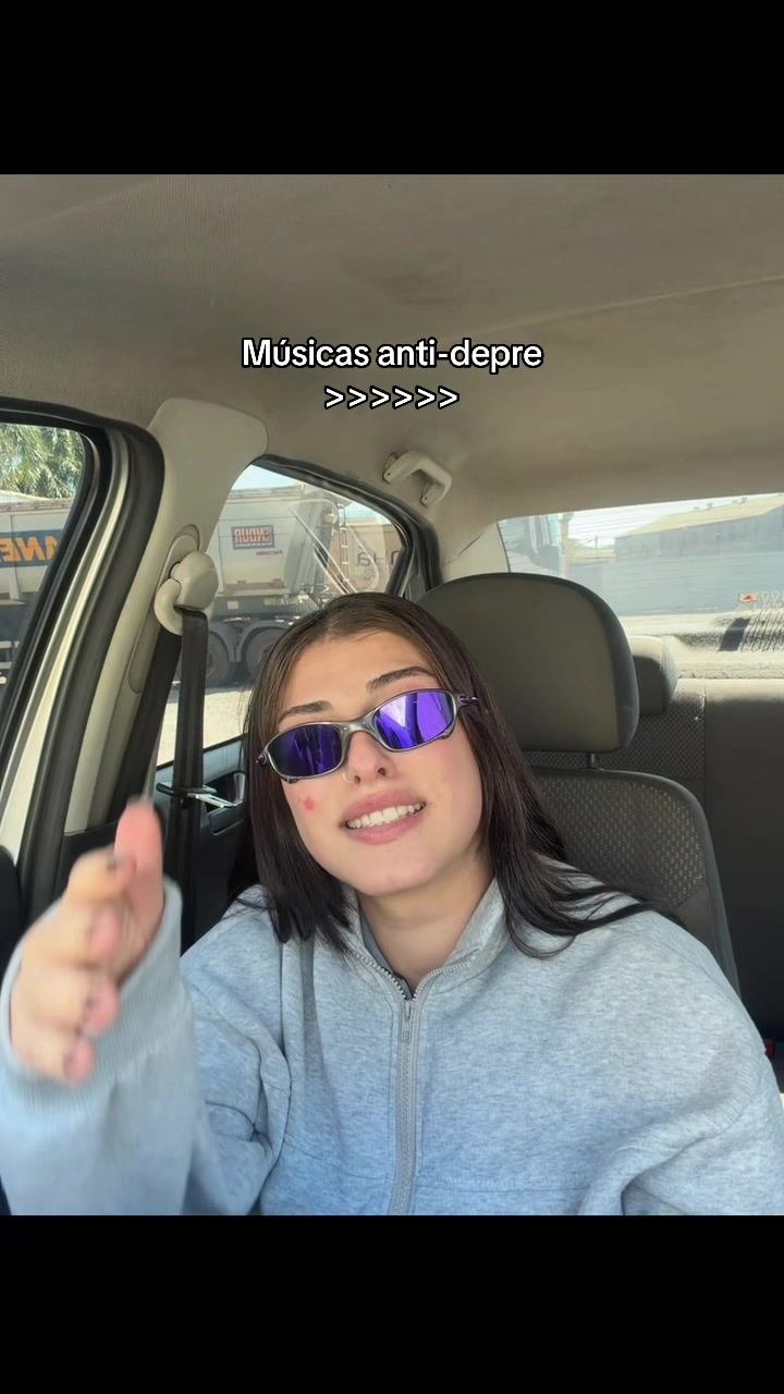 @Eu_Mell🐝🍯