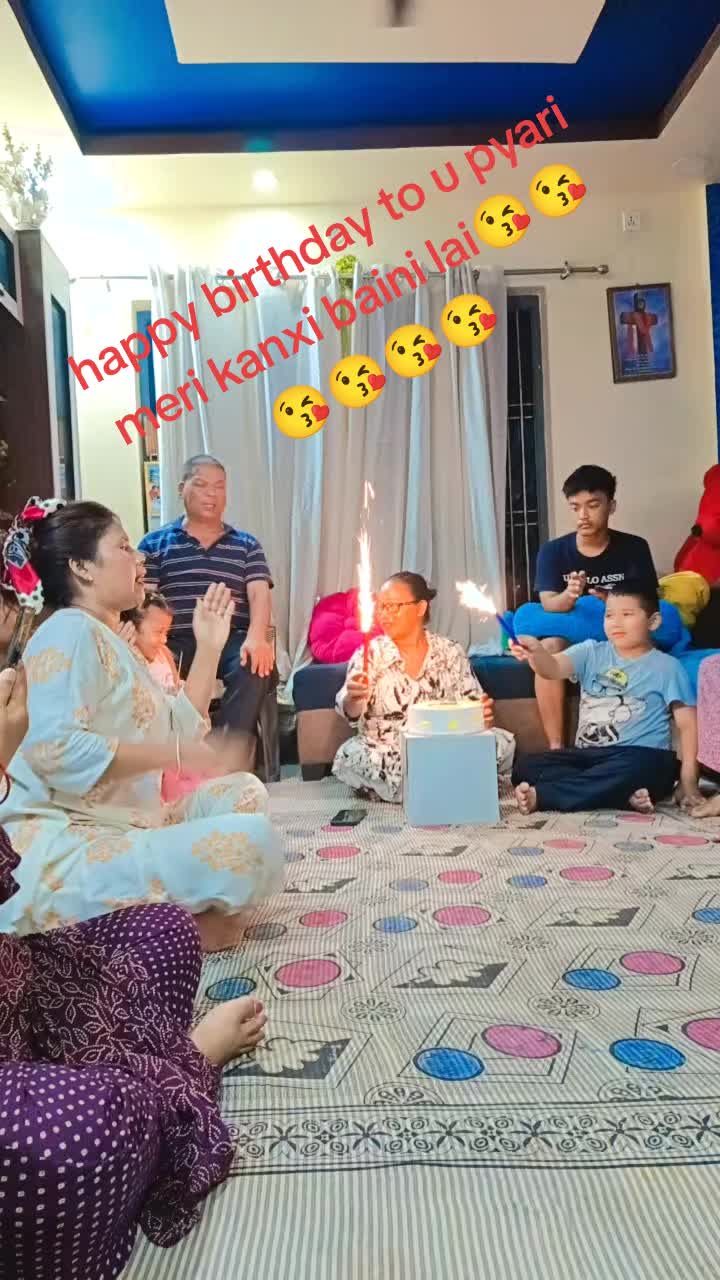 @saru gurung