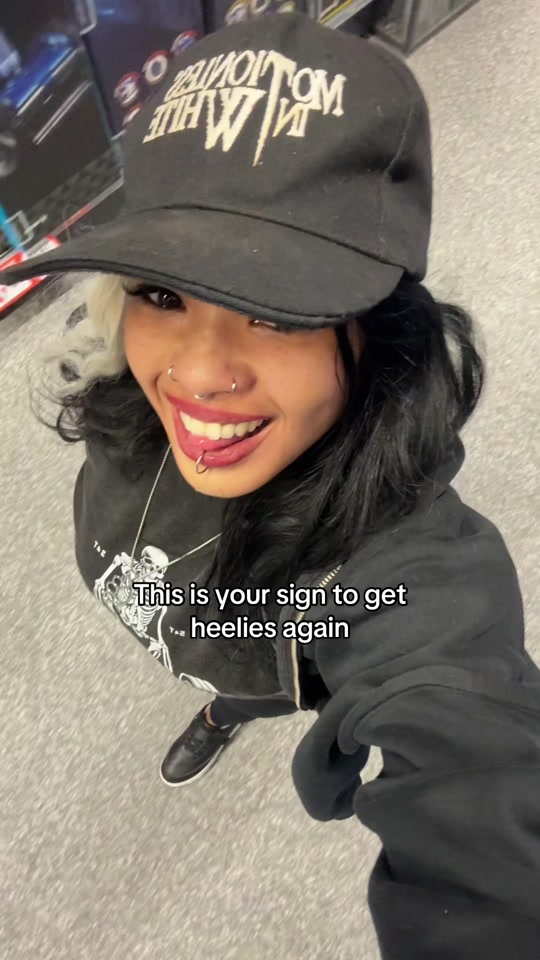 @__SatansNiece__