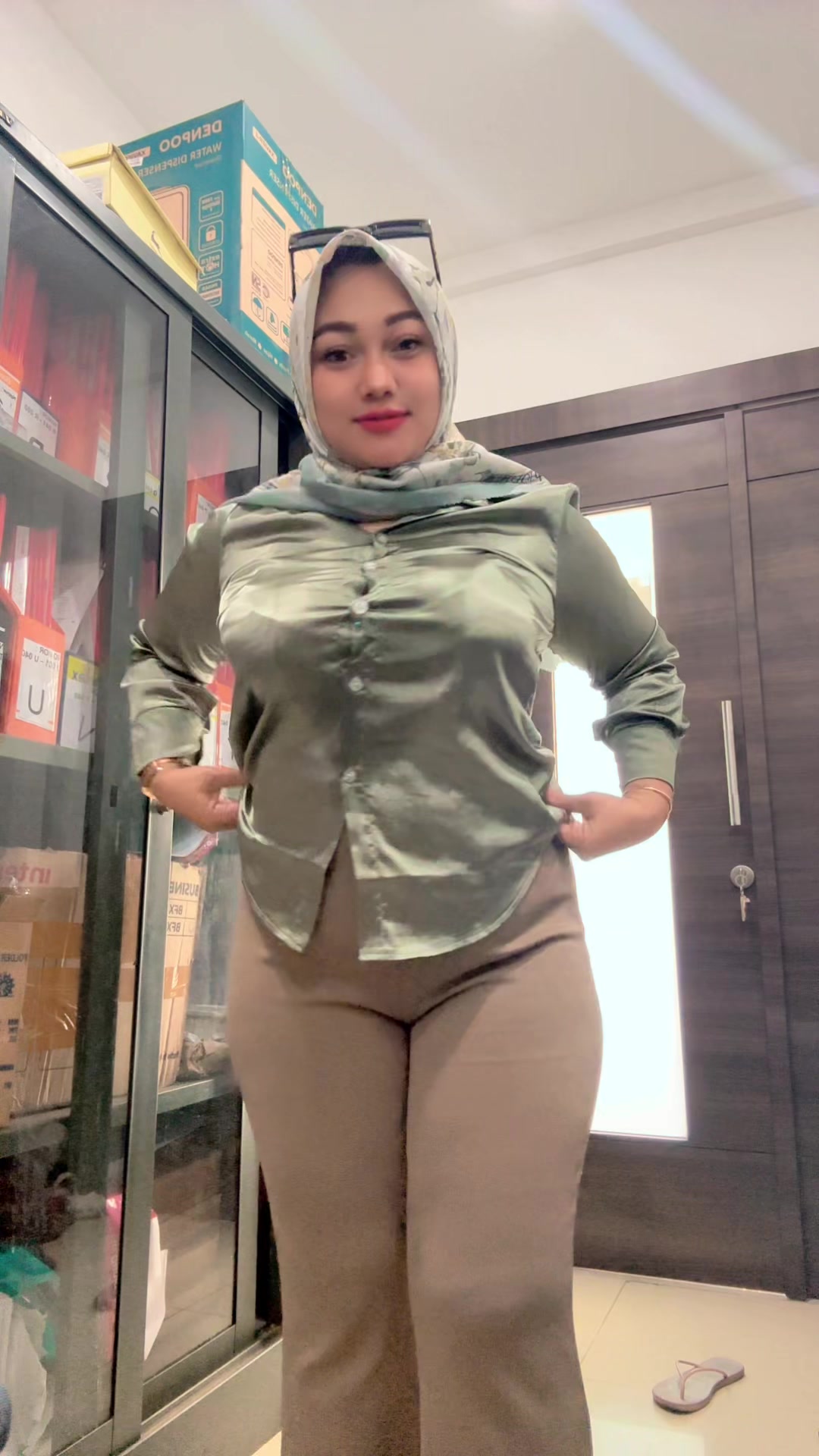 @momihzahwavarel