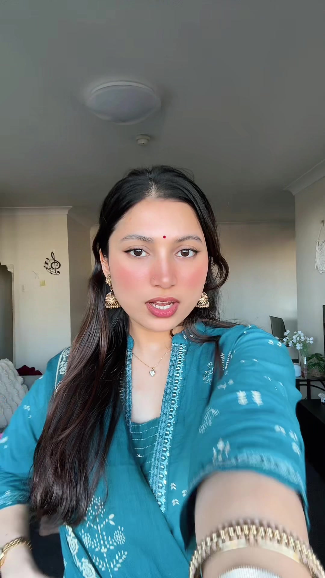 @रक्षा🪷