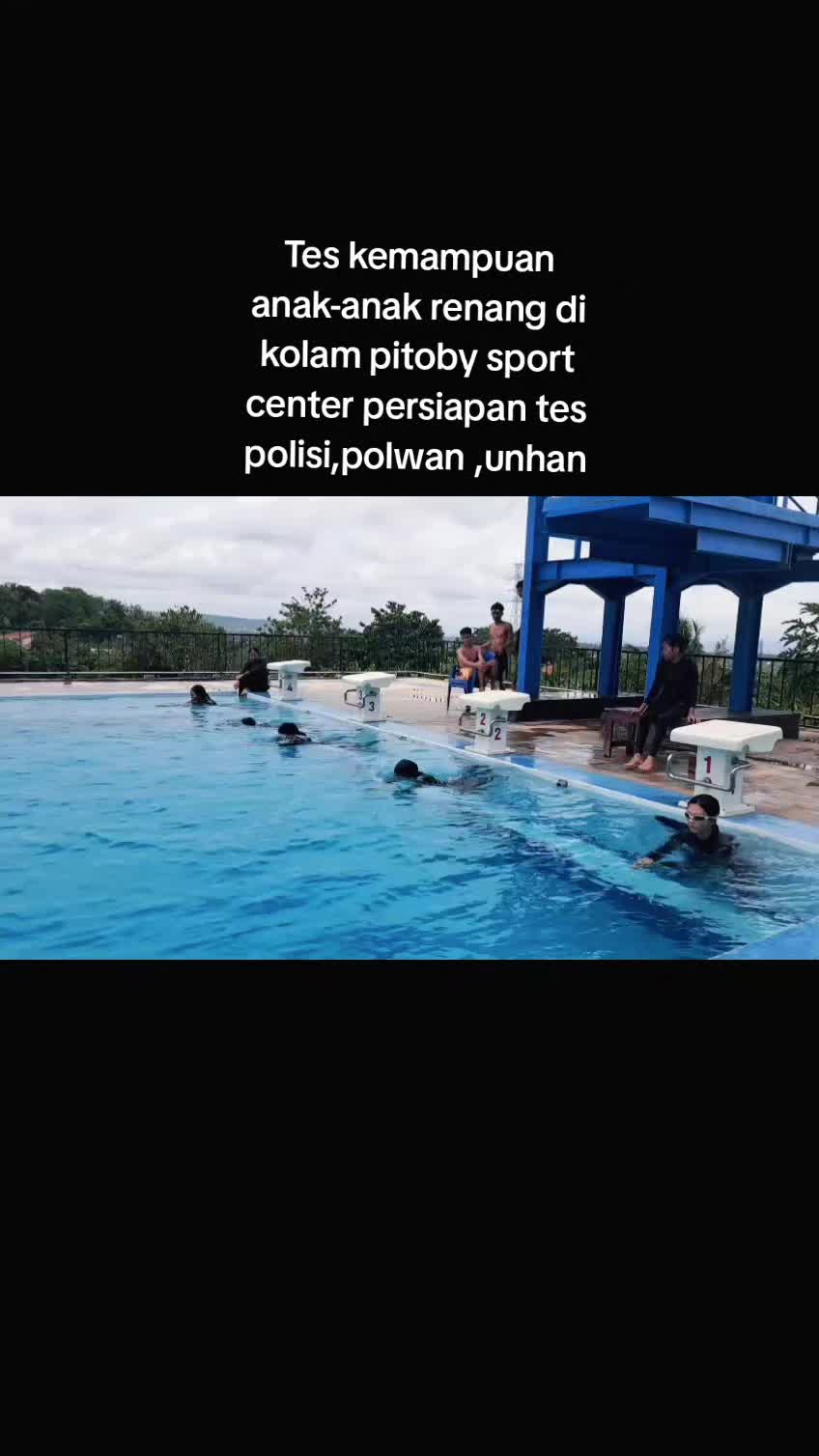 @Ria swimming NTT