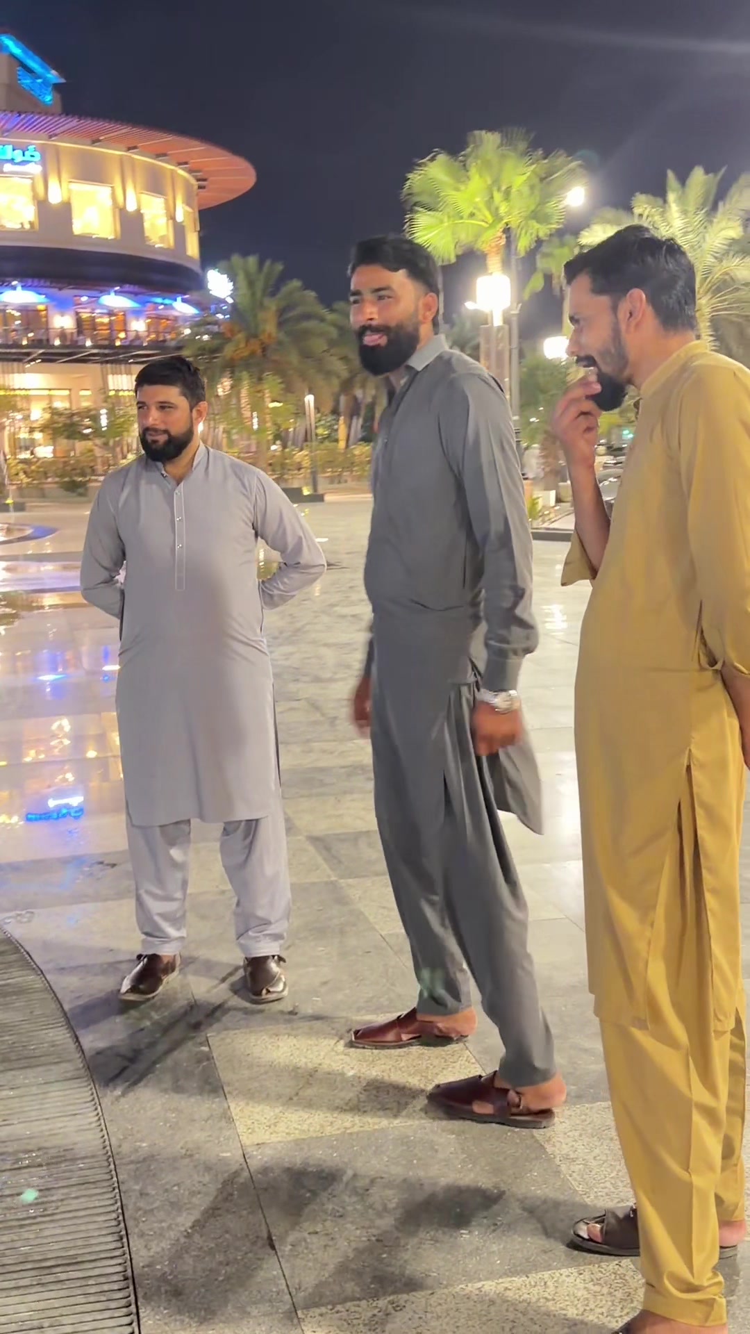 @Zumard Kashmiri🇸🇦