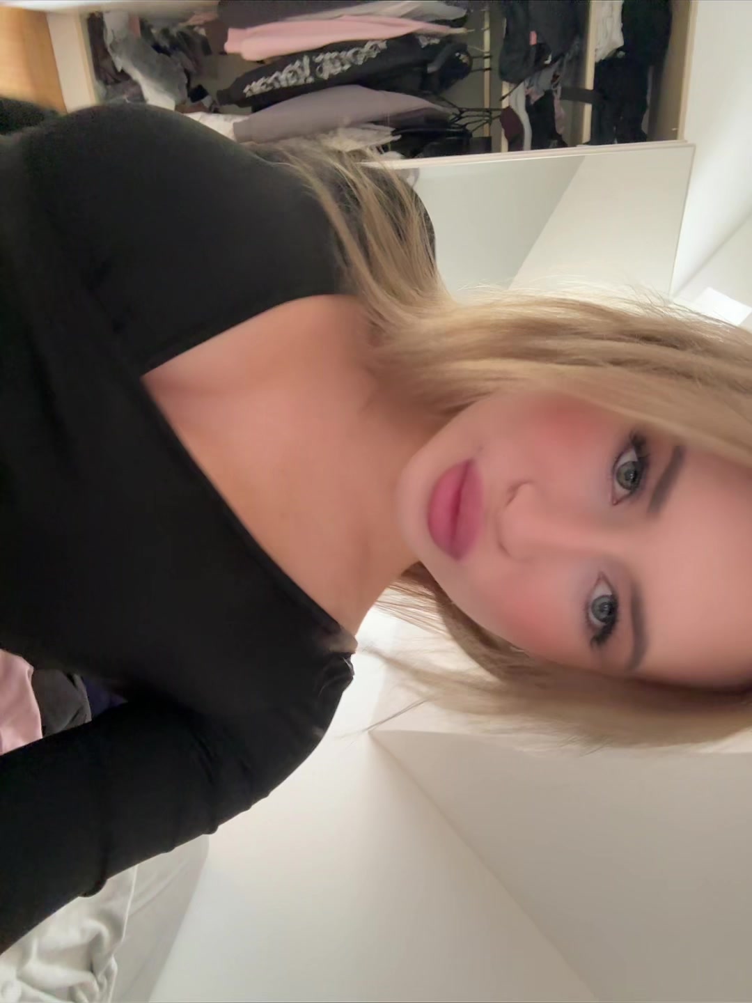 @𝐀.
