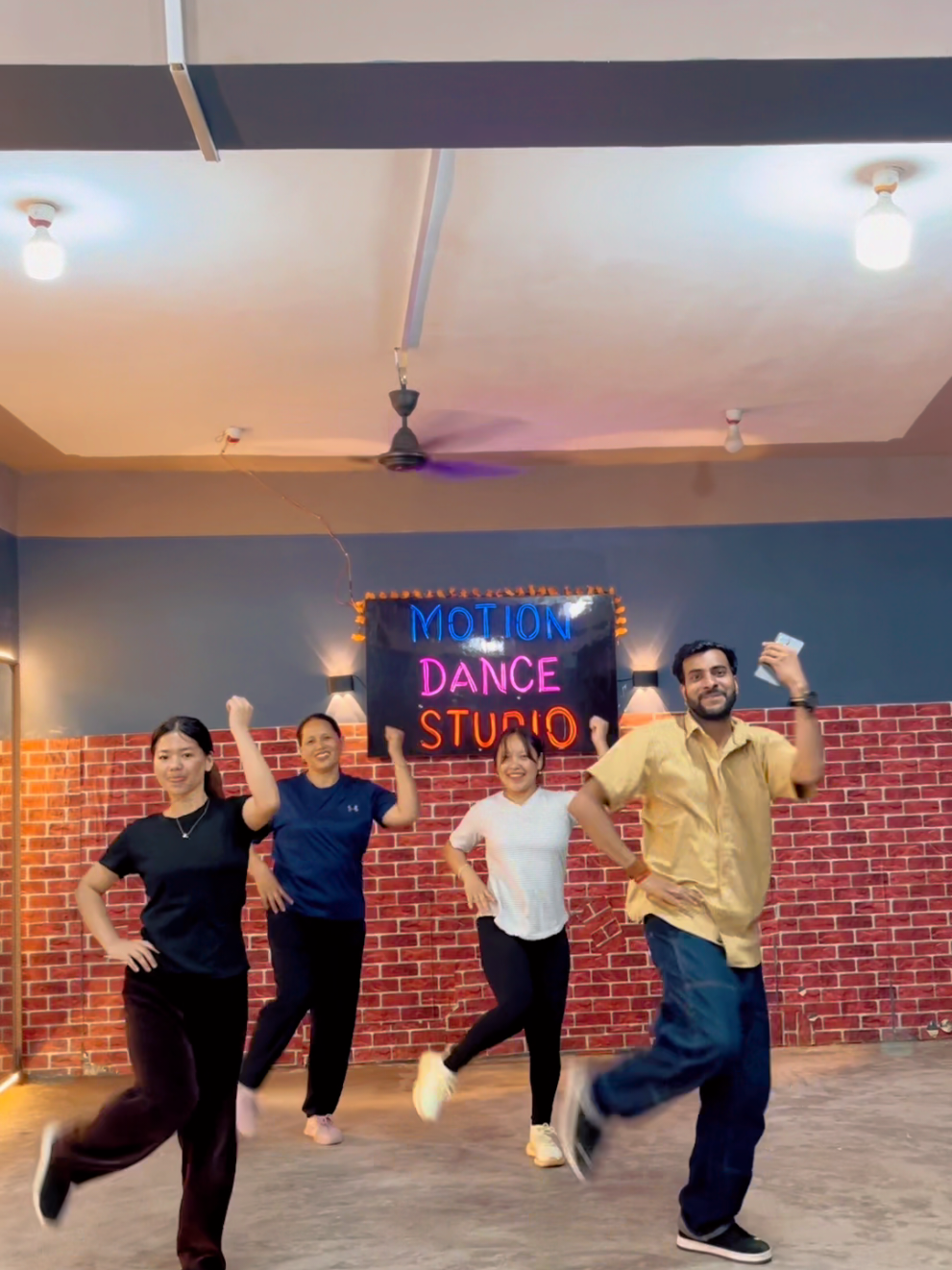 @Dancer Niroz619