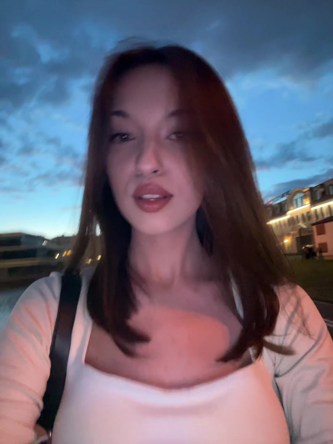 @🖤