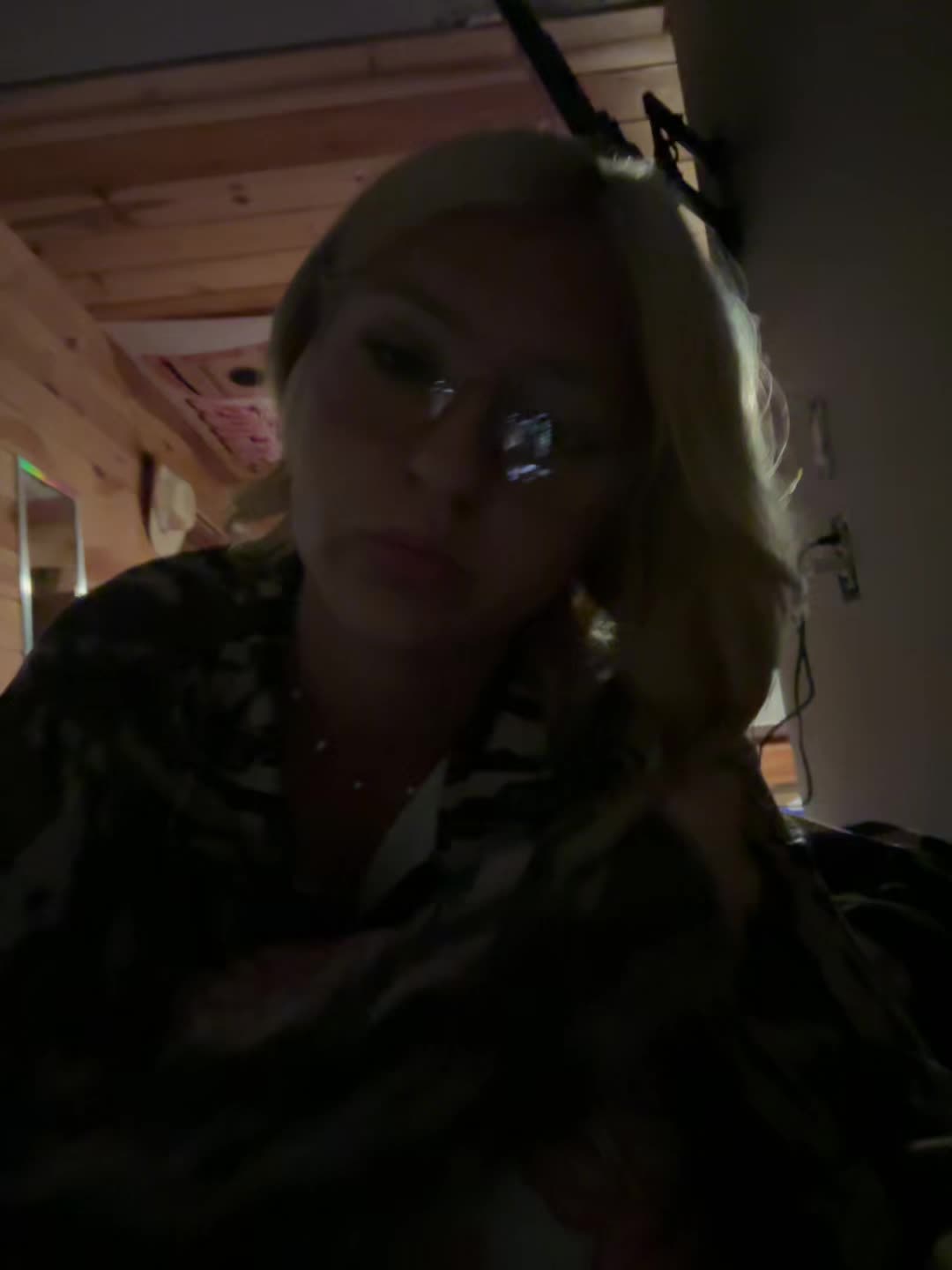 @๐