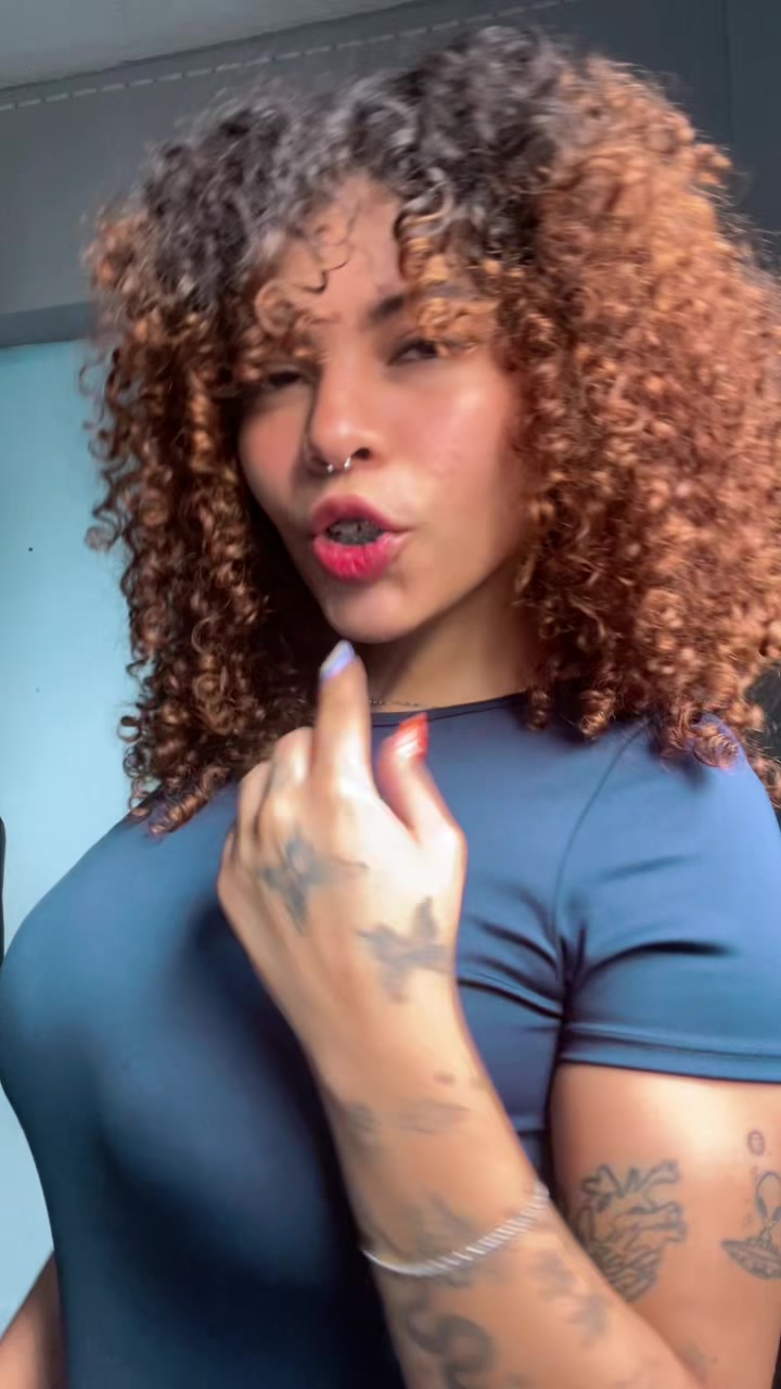 @La.Rouss ✨