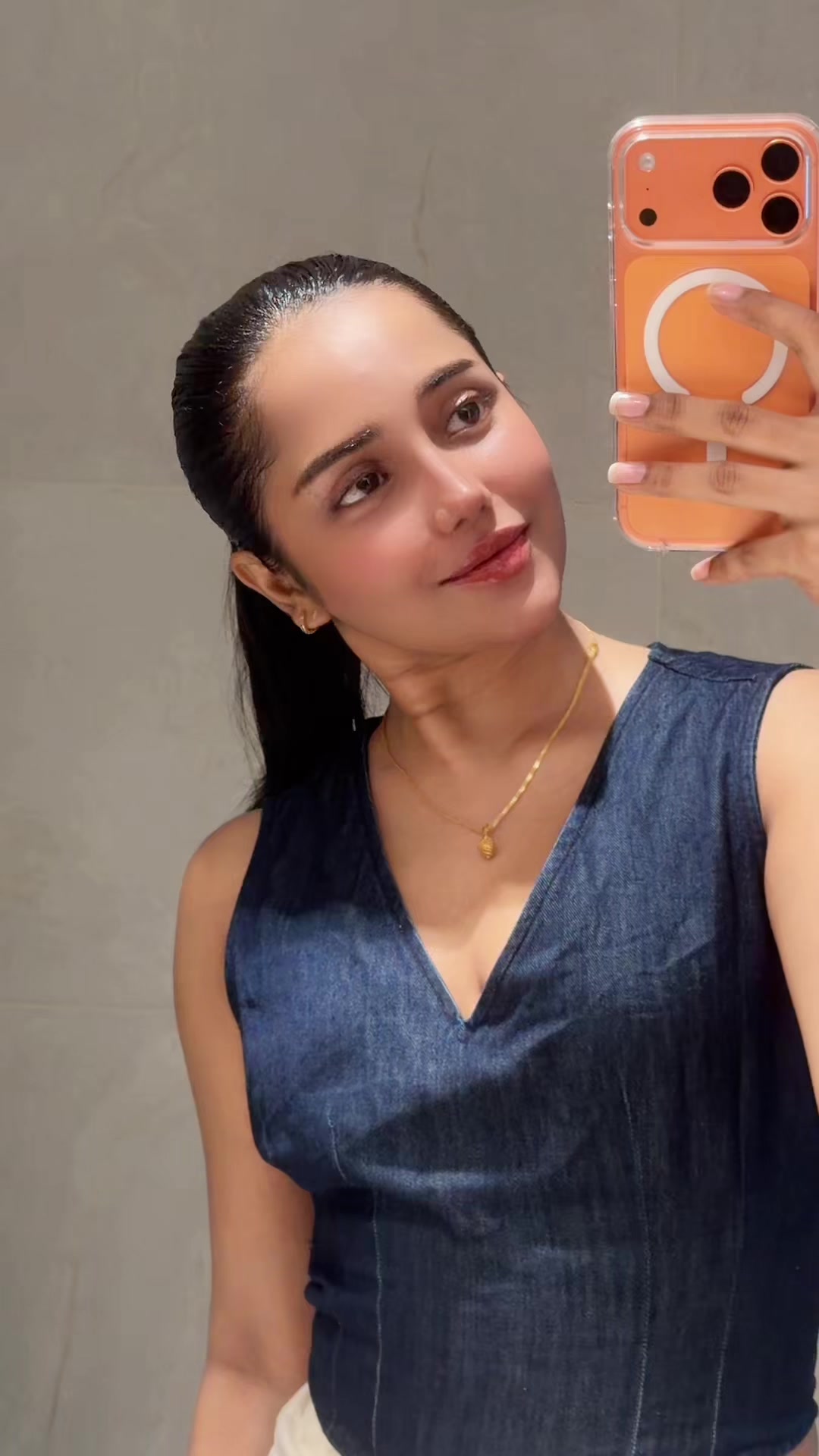 @Samira Khan Mahi