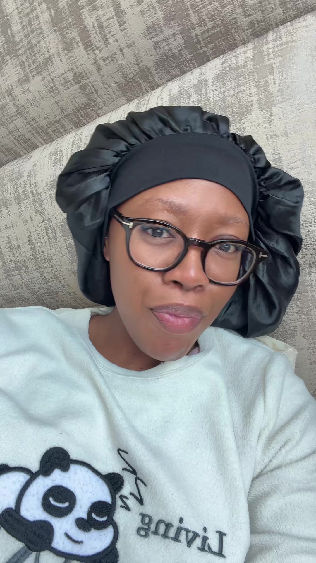 @Tlhogi 💜