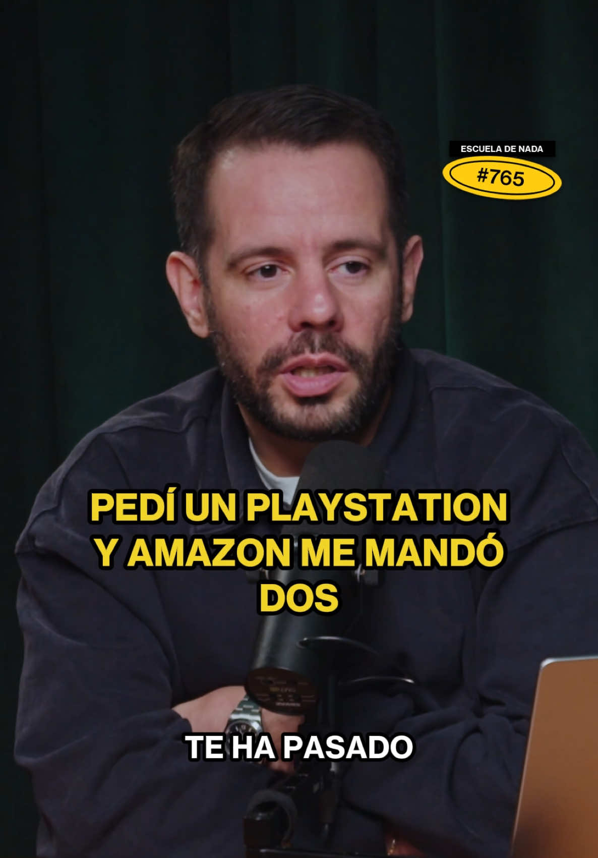 @Escuela de Nada