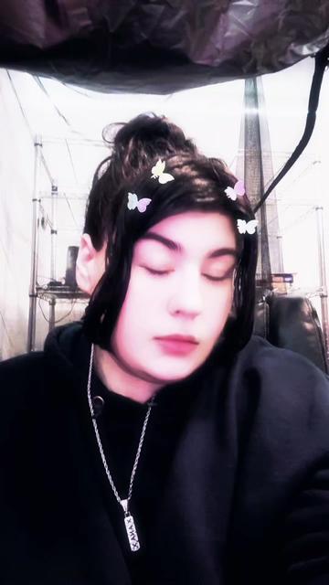 @🐑Fanaa🖤🩶🤍🪽