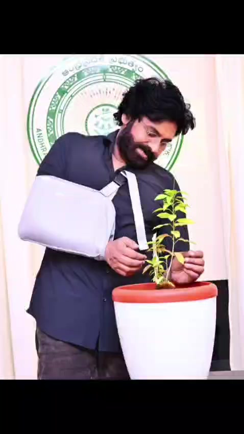 @కీర్తి pspk✊️🔯