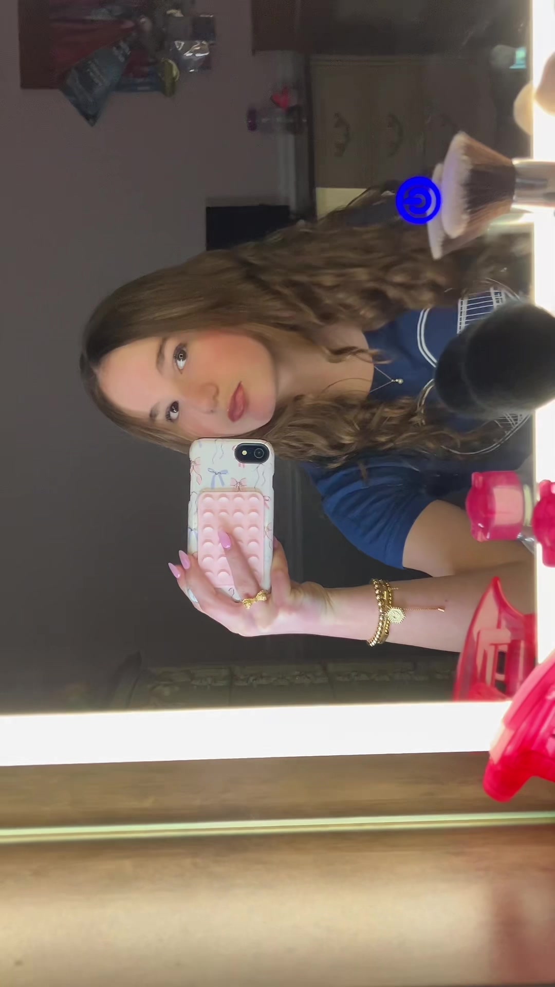 @Lauraaa