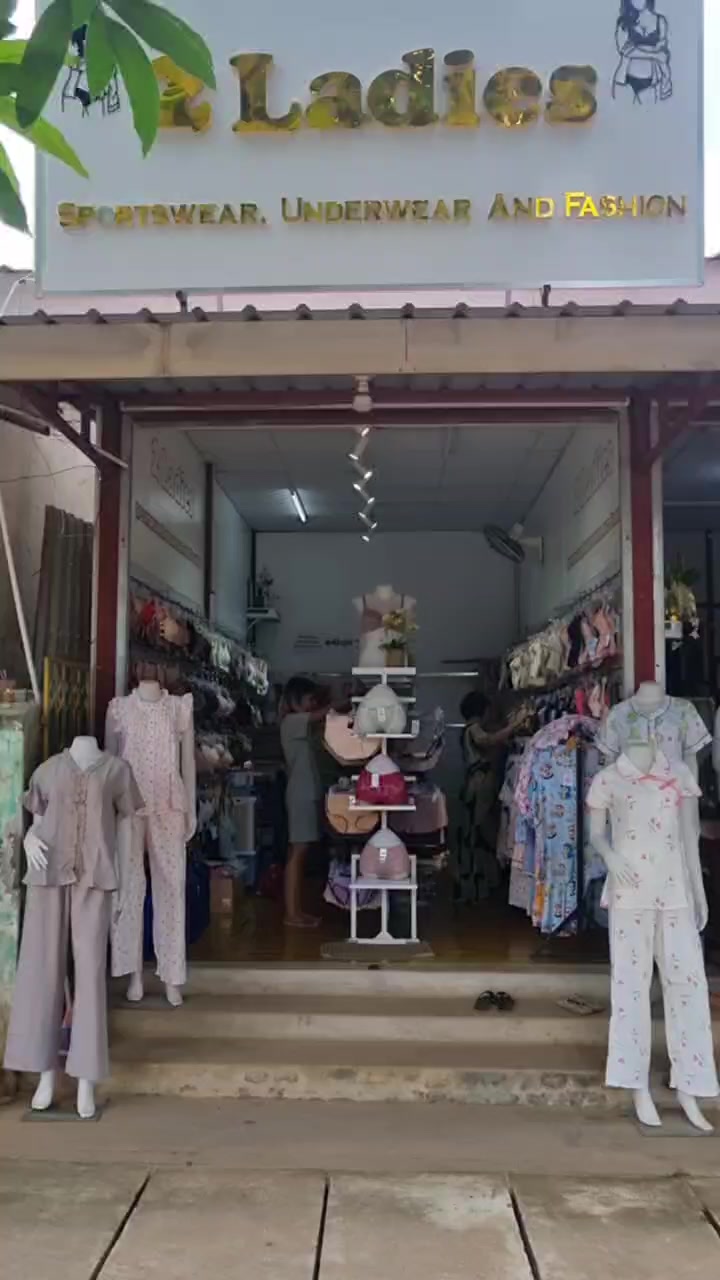 @2 Ladies
