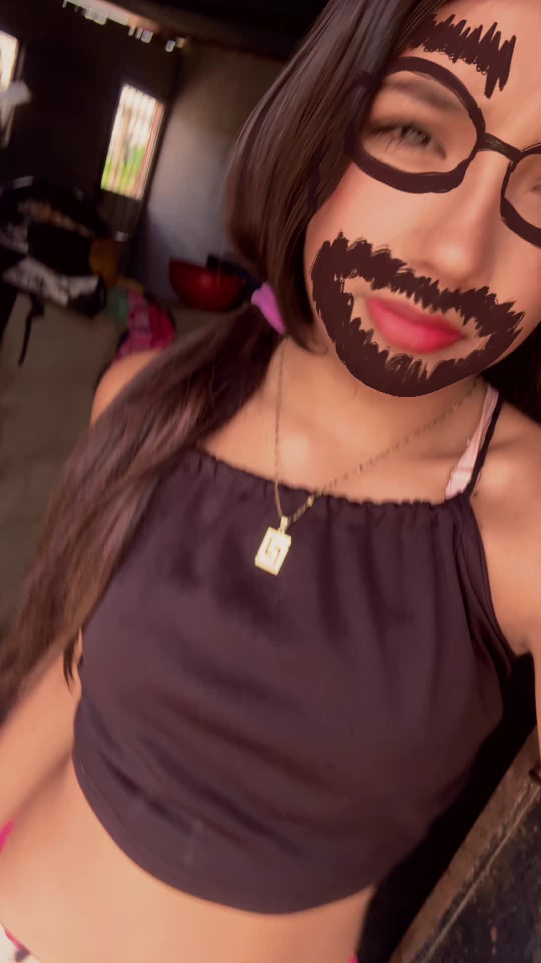 @🗯️