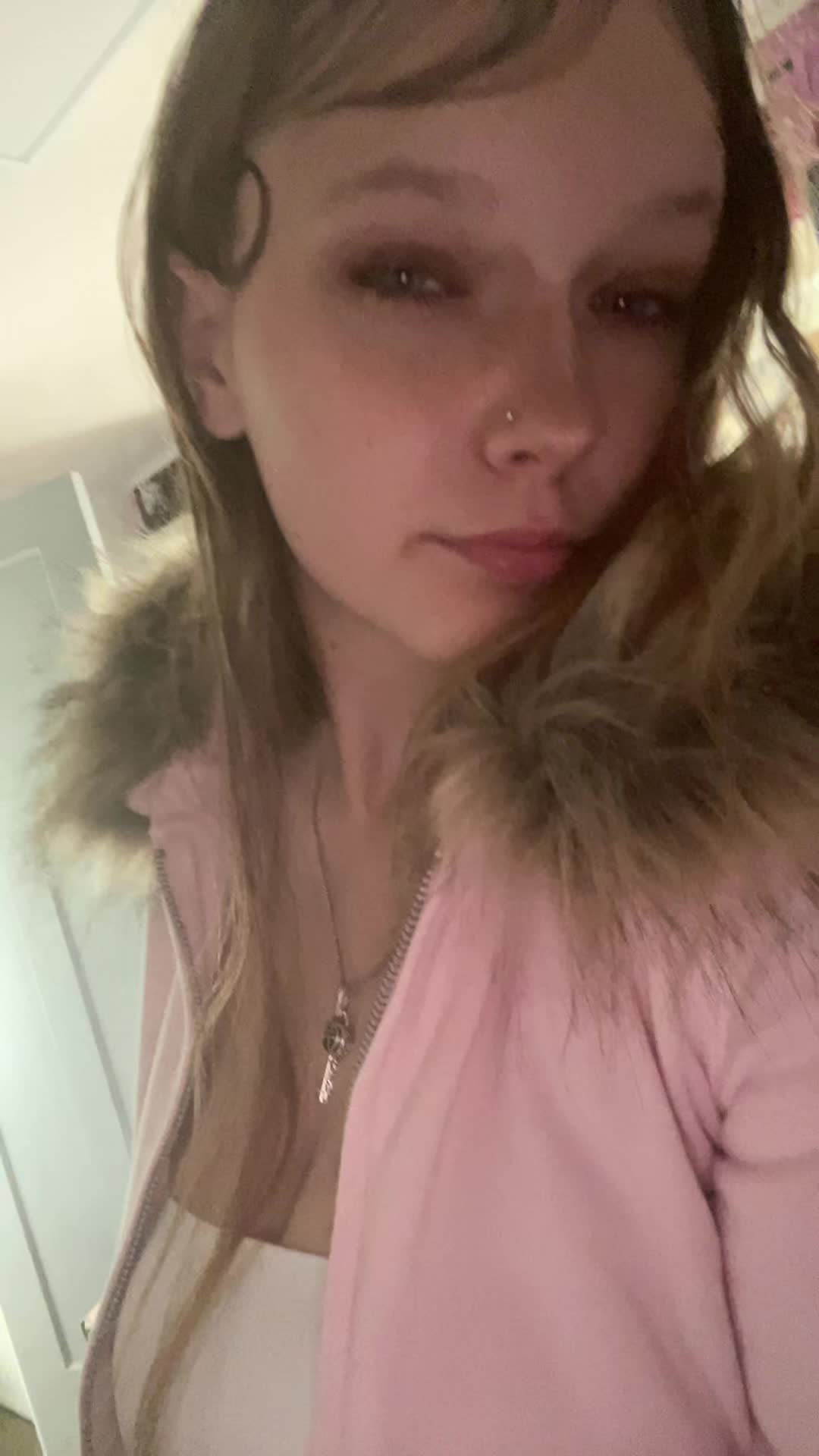 @️