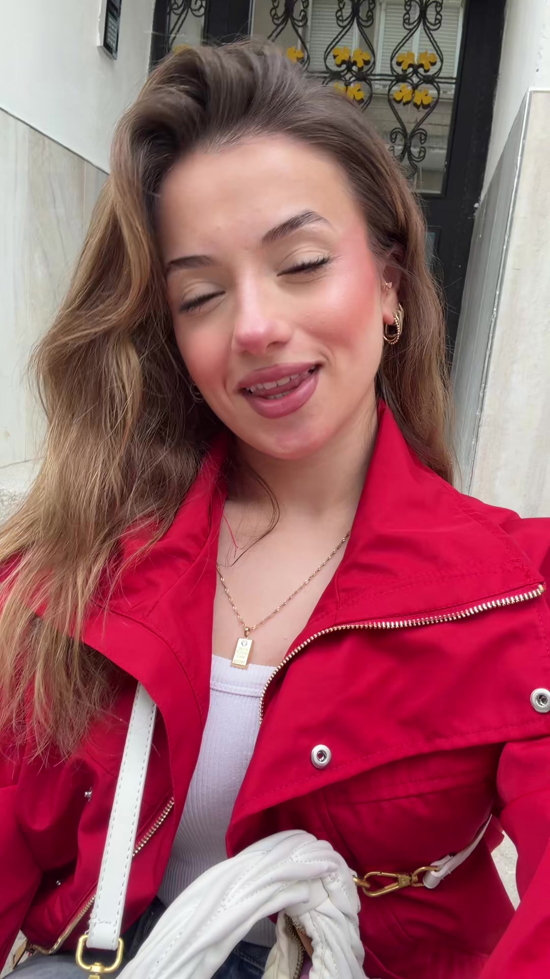 @Nuğrulay &Ouml;zdemir
