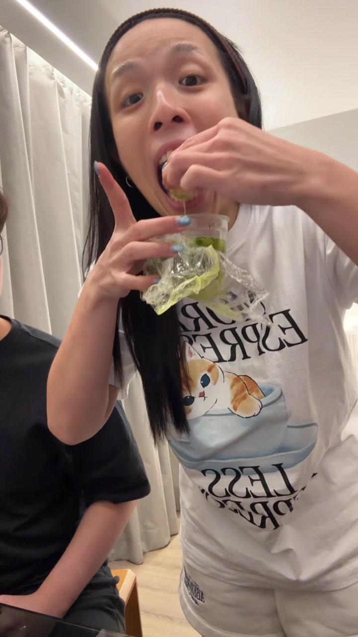 @nana