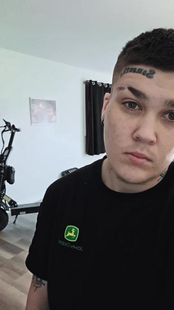 @👑King69👑
