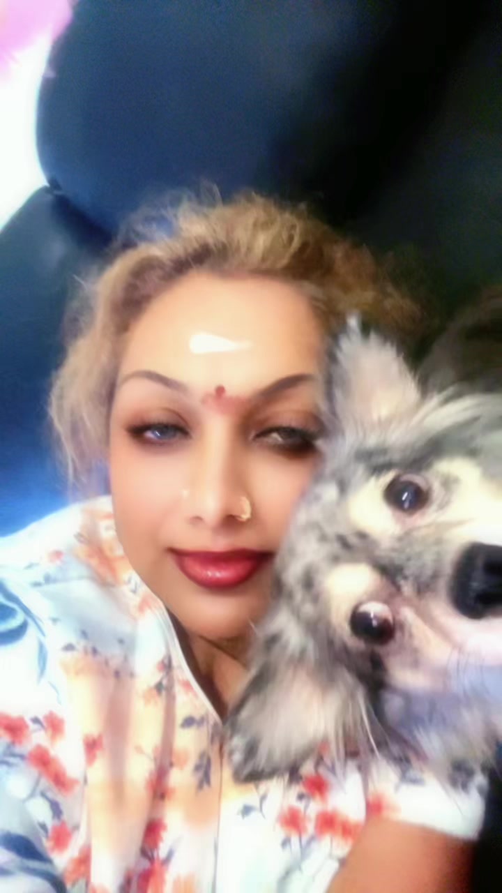 @Shobananava🇨🇦🇱🇰🇸🇬🇳🇬