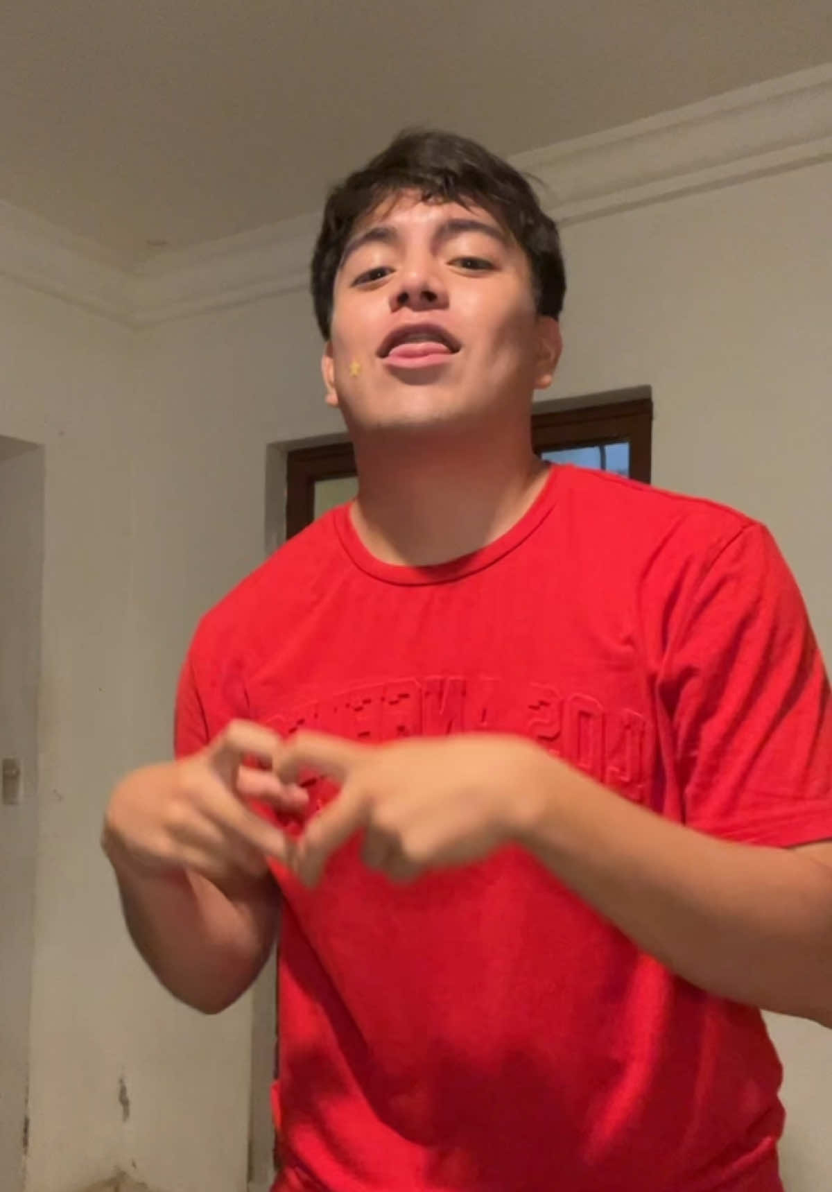 @C H A R L Y J O N A T H A N