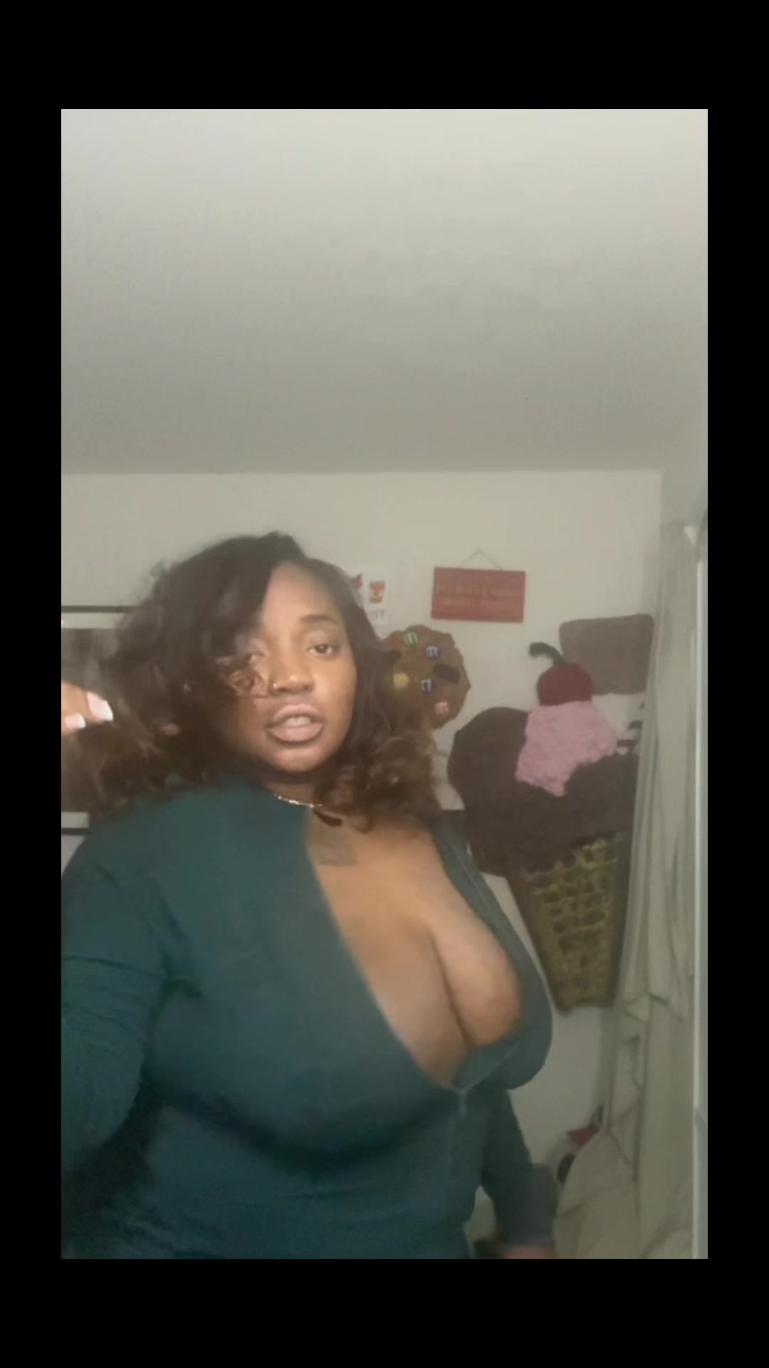 @Therealhoneydip__