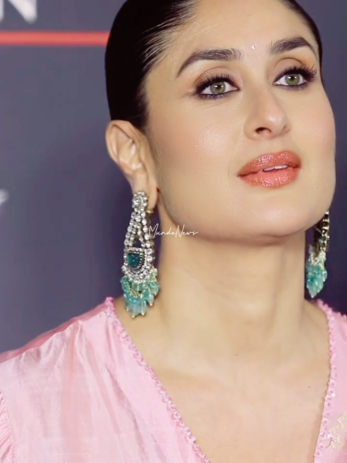 @KareenaKapoorkhan Fc Indonesia