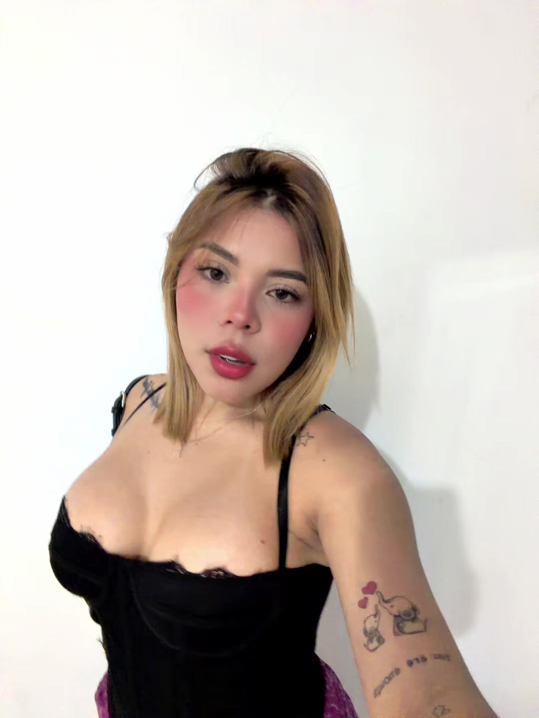 @✨ᑕᗩᗰᎥᒪᗩ✨