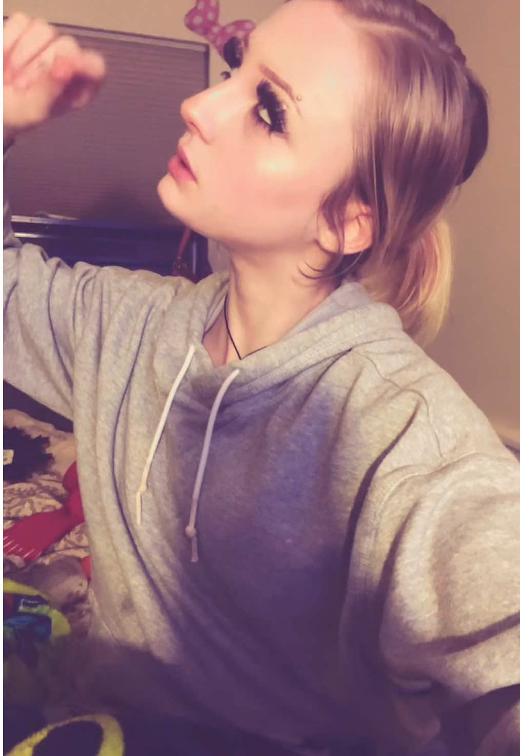 @redduhivyy