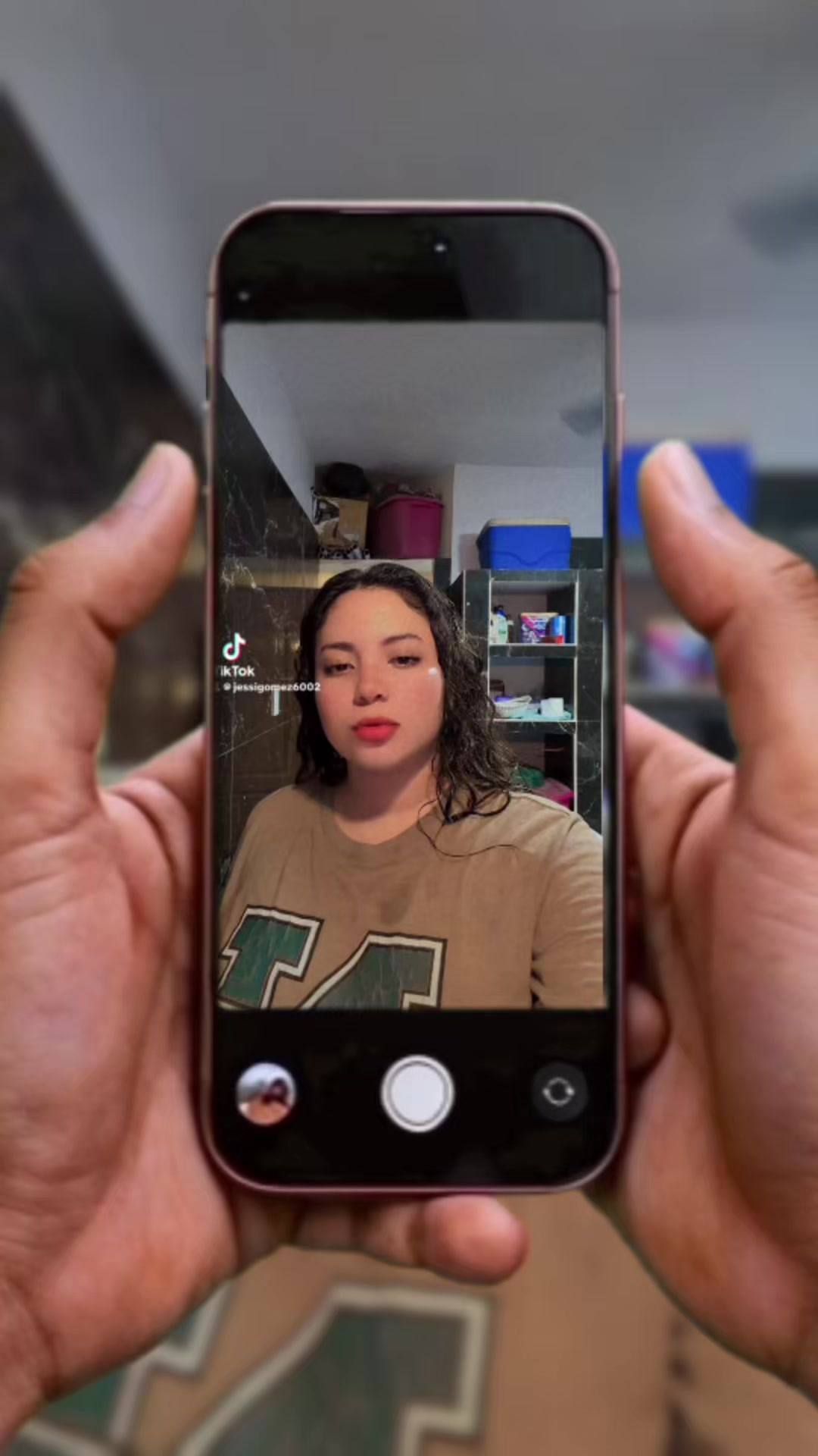 @Jessigomez