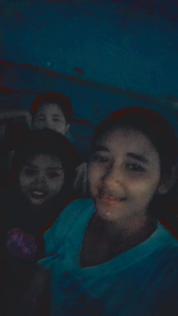 @Hlaing lay