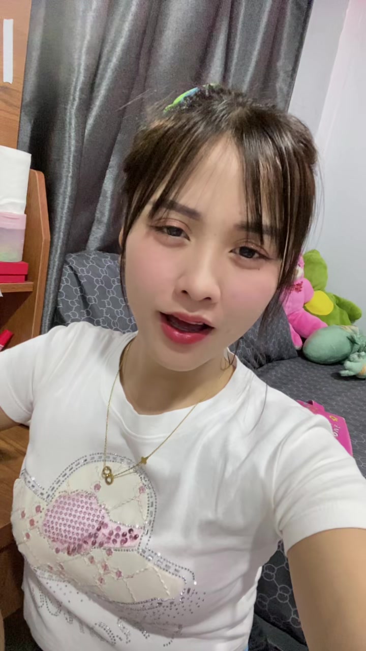 @สาวลาว🇱🇦