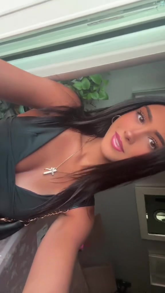 @urfavitalian💋