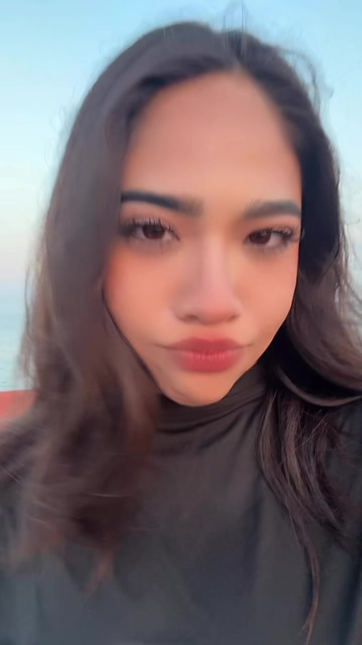 @*。˚ ⋆ ✮ 𝕭𝕷𝖀𝕰 ✮ ⋆ ˚。*
