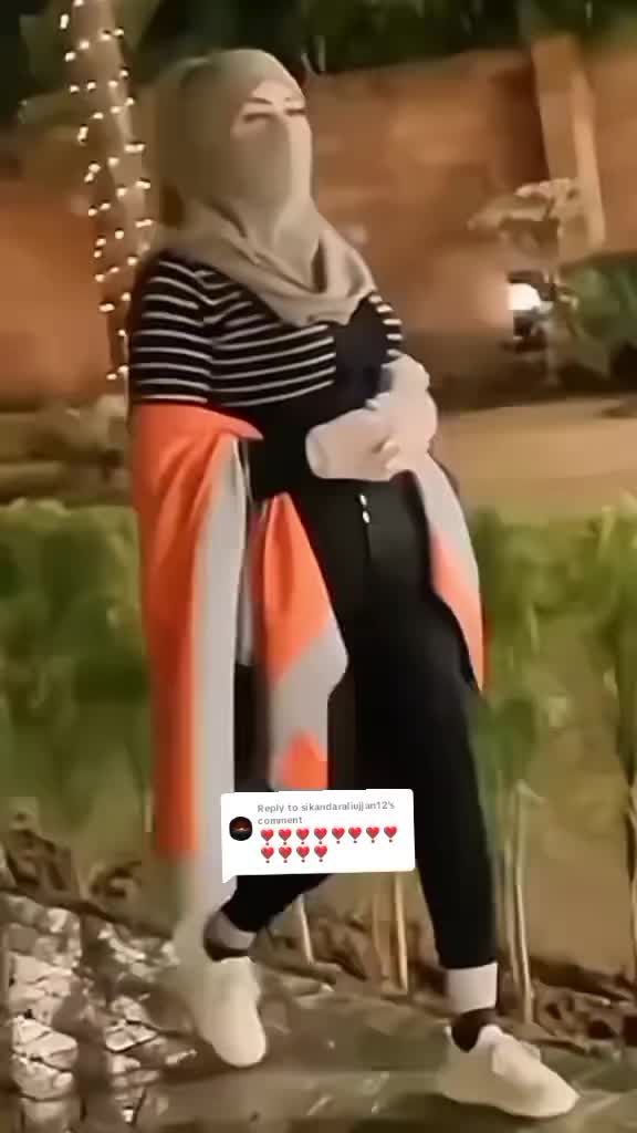 @👑 Madhuri 👑