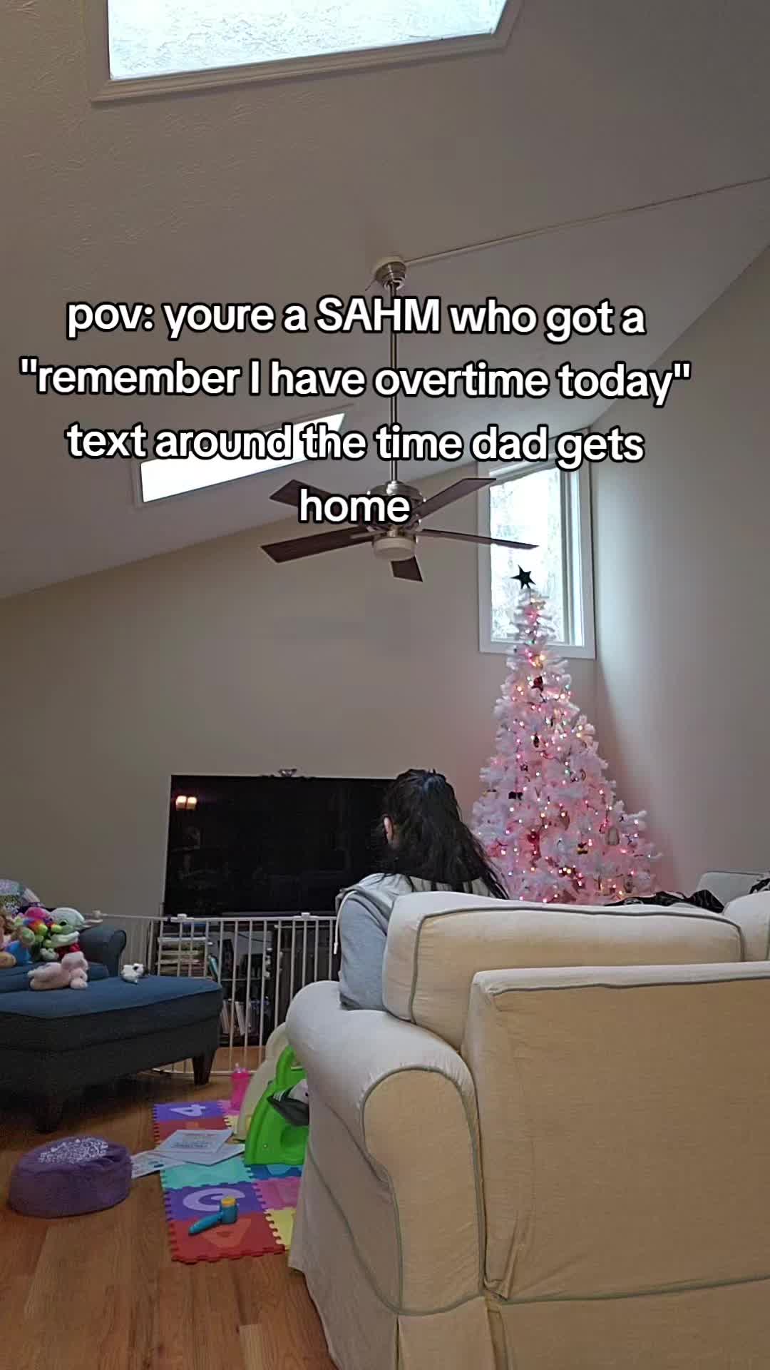 @Stephanie | SAHM 🖤💀🫰🏻